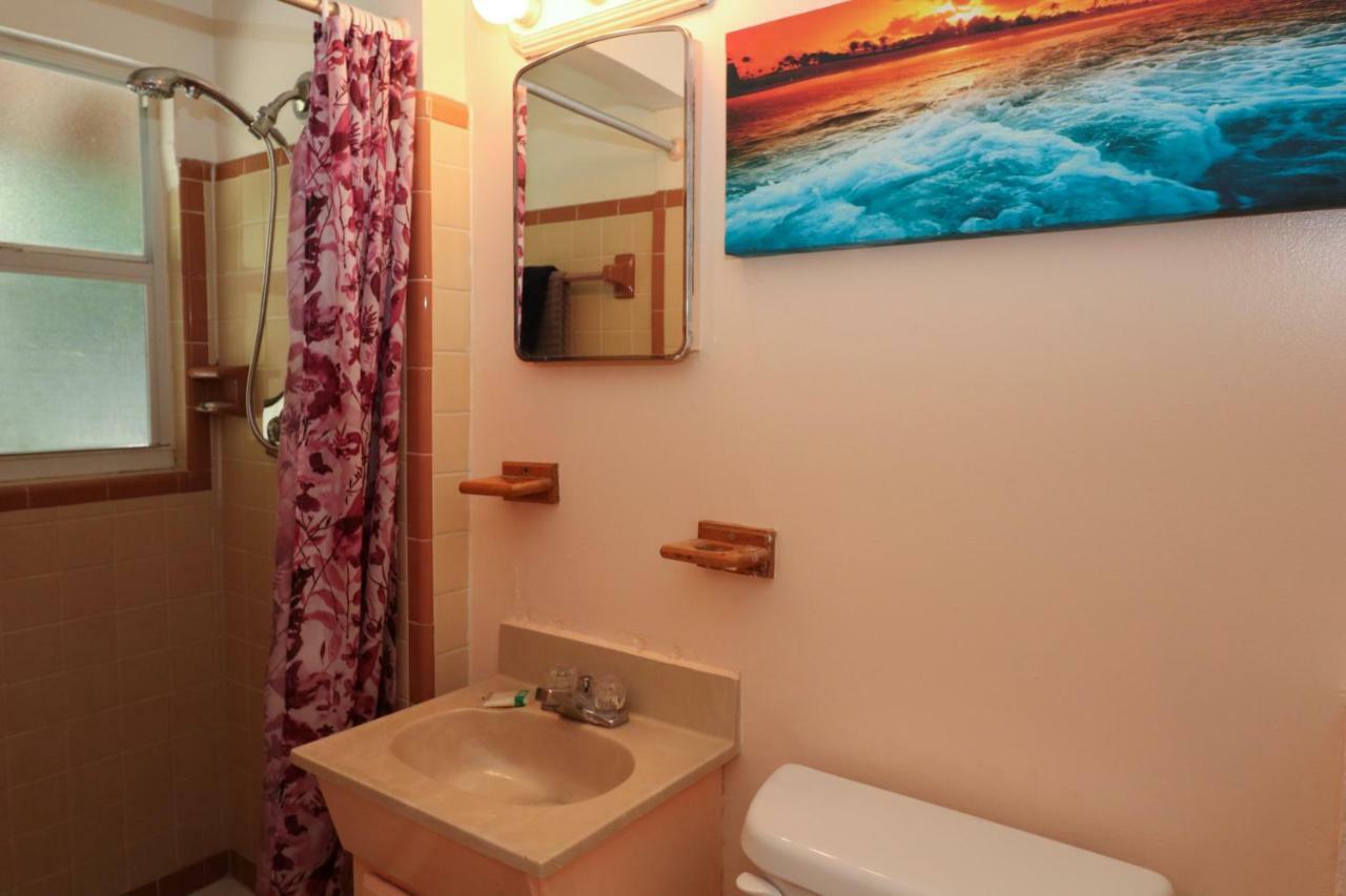 Grove City Motel Ингълууд Екстериор снимка